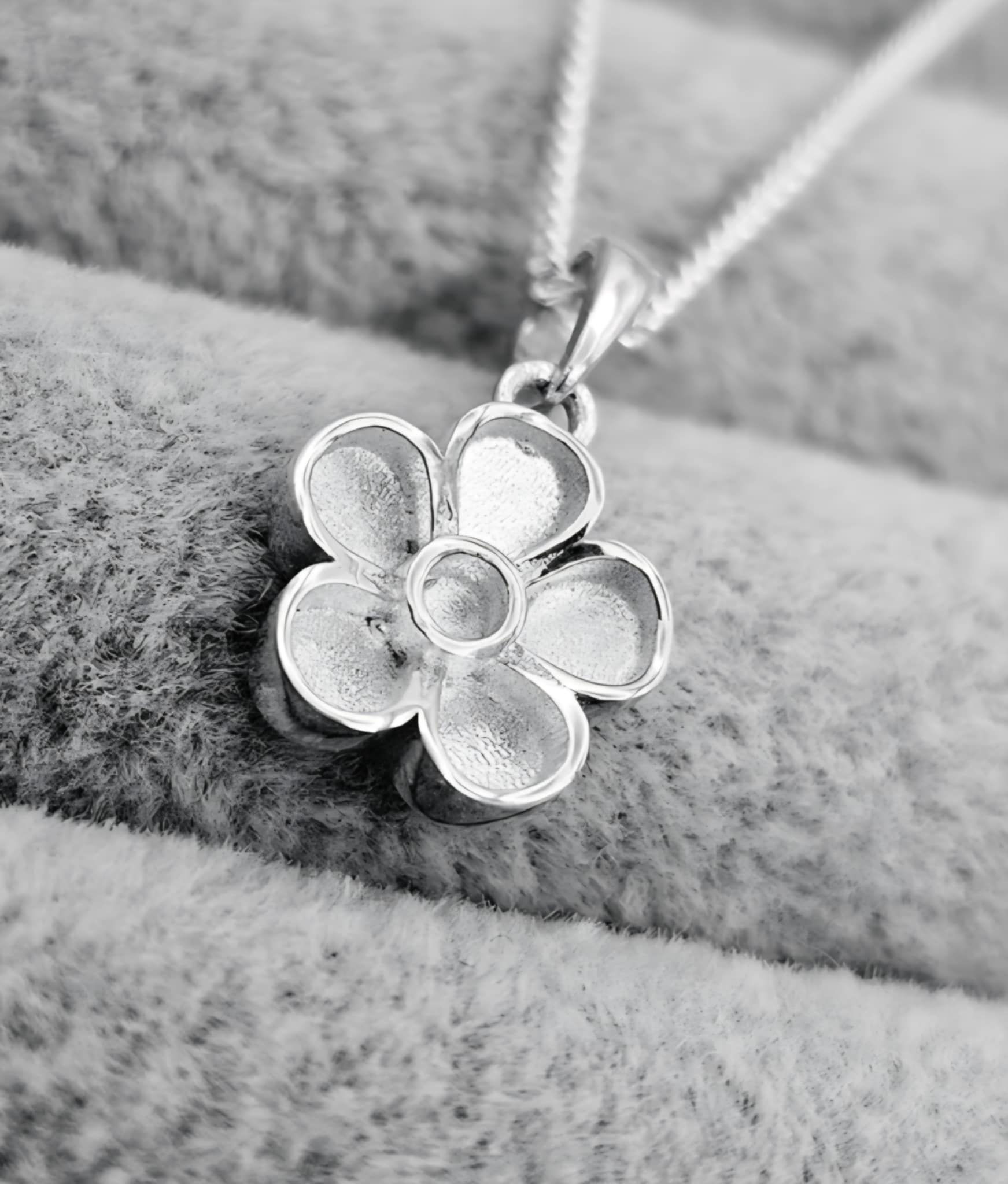 'Never Forget' Pendant Necklace, Sterling Silver925