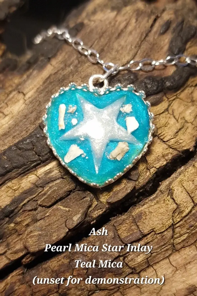 10mm Heart Crown Bezel Pendant Necklace