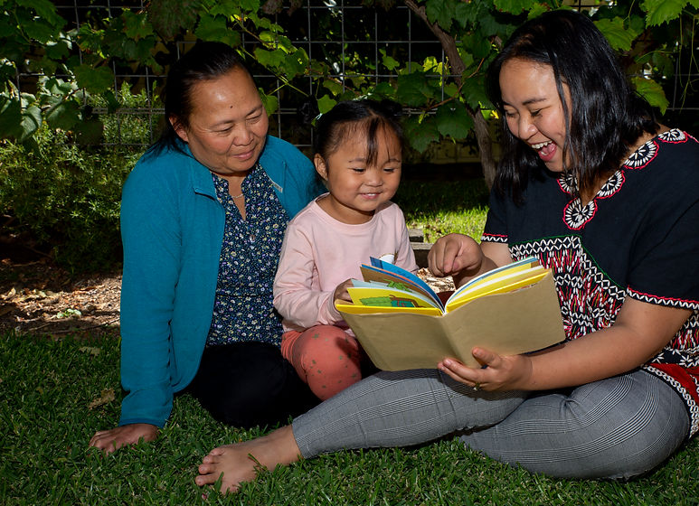 Bu, Mum and Scarlet 2.jpg