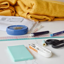L’objectif d’un module est de transmettre des compétences en couture et en création de vêtements, en alliant théorie et pratique. Il encourage la créativité, l’expression personnelle et la confiance en soi à travers la réalisation de pièces uniques.