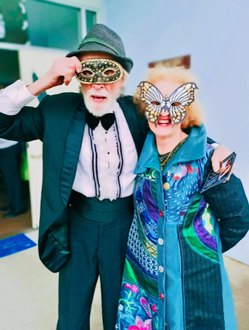 Image 4 Local’s Warwick and Ronnie Nichols made a grand entrance and won the Best Masquera