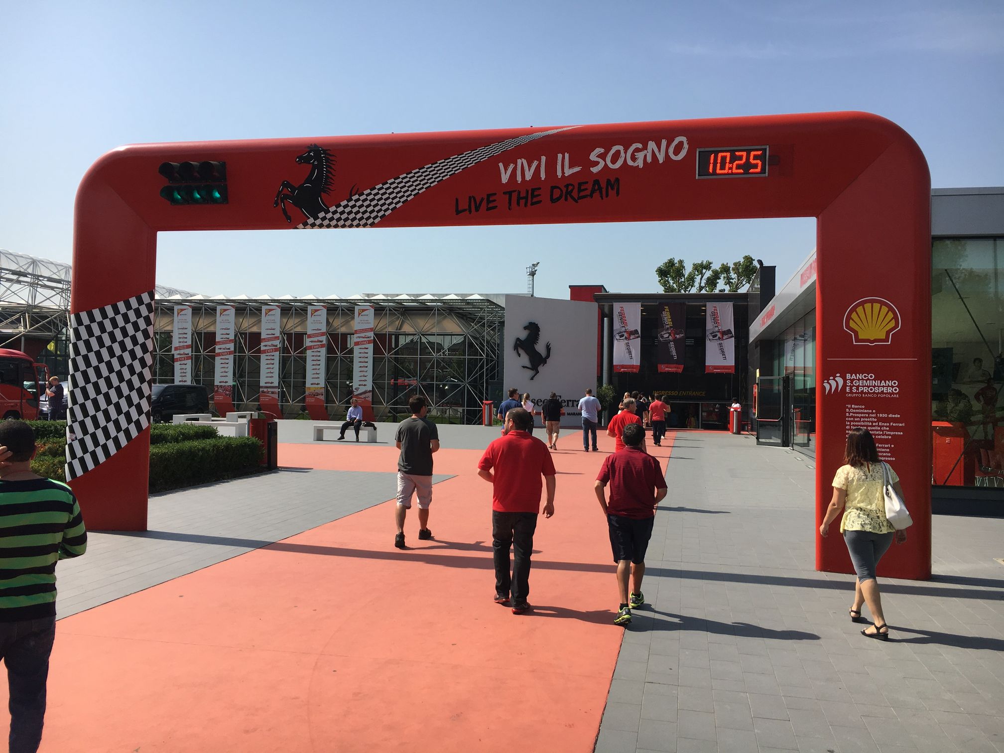 FERRARI EXPERIENCE | ITALY