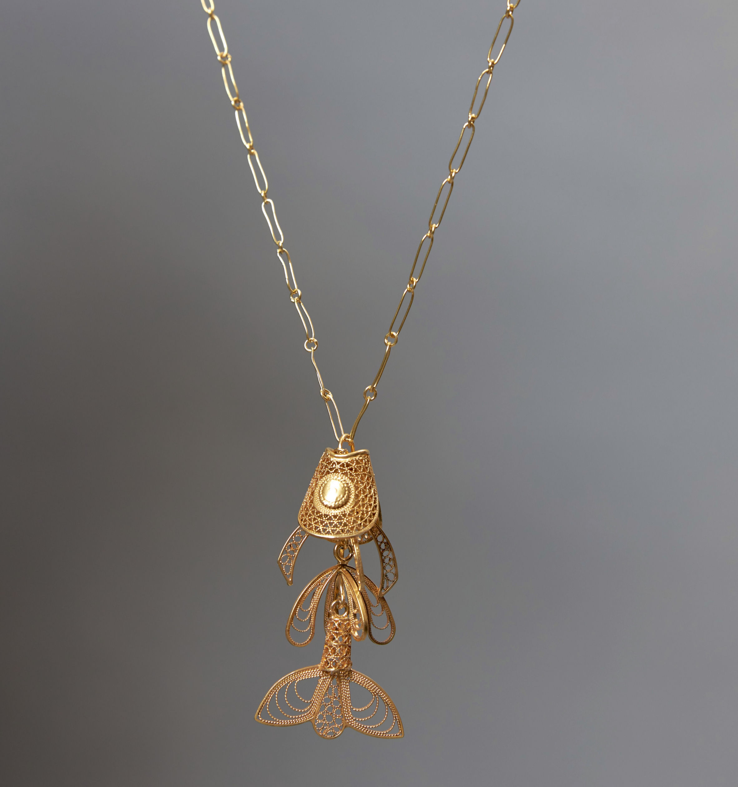 Coroncoro Pendant and Chain