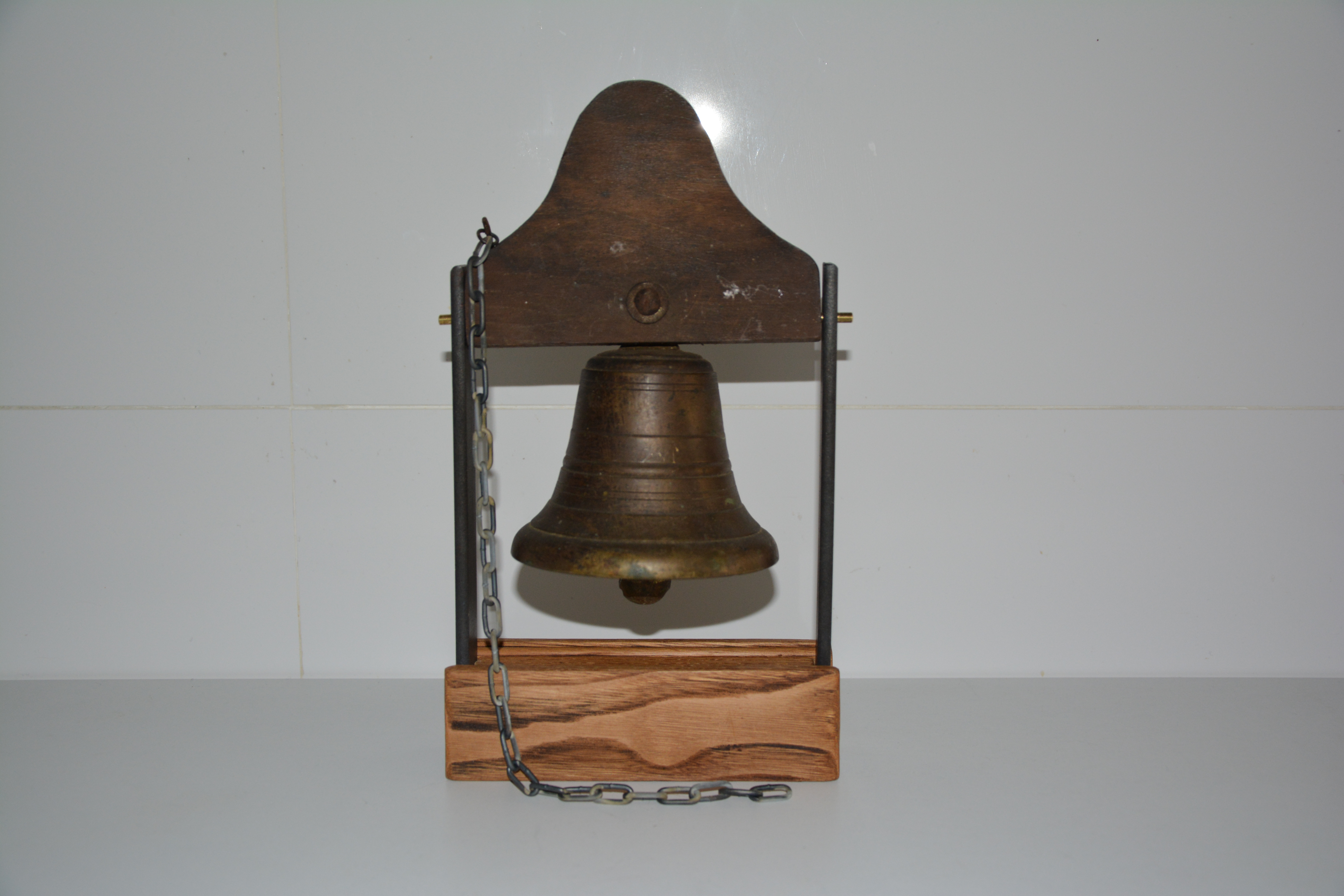 Campana católica de capilla (España)