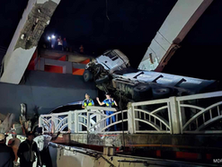 Dump truck driver from Tabuk who passed Sta. Maria-Cabagan bridge when it collapsed turns himself to police