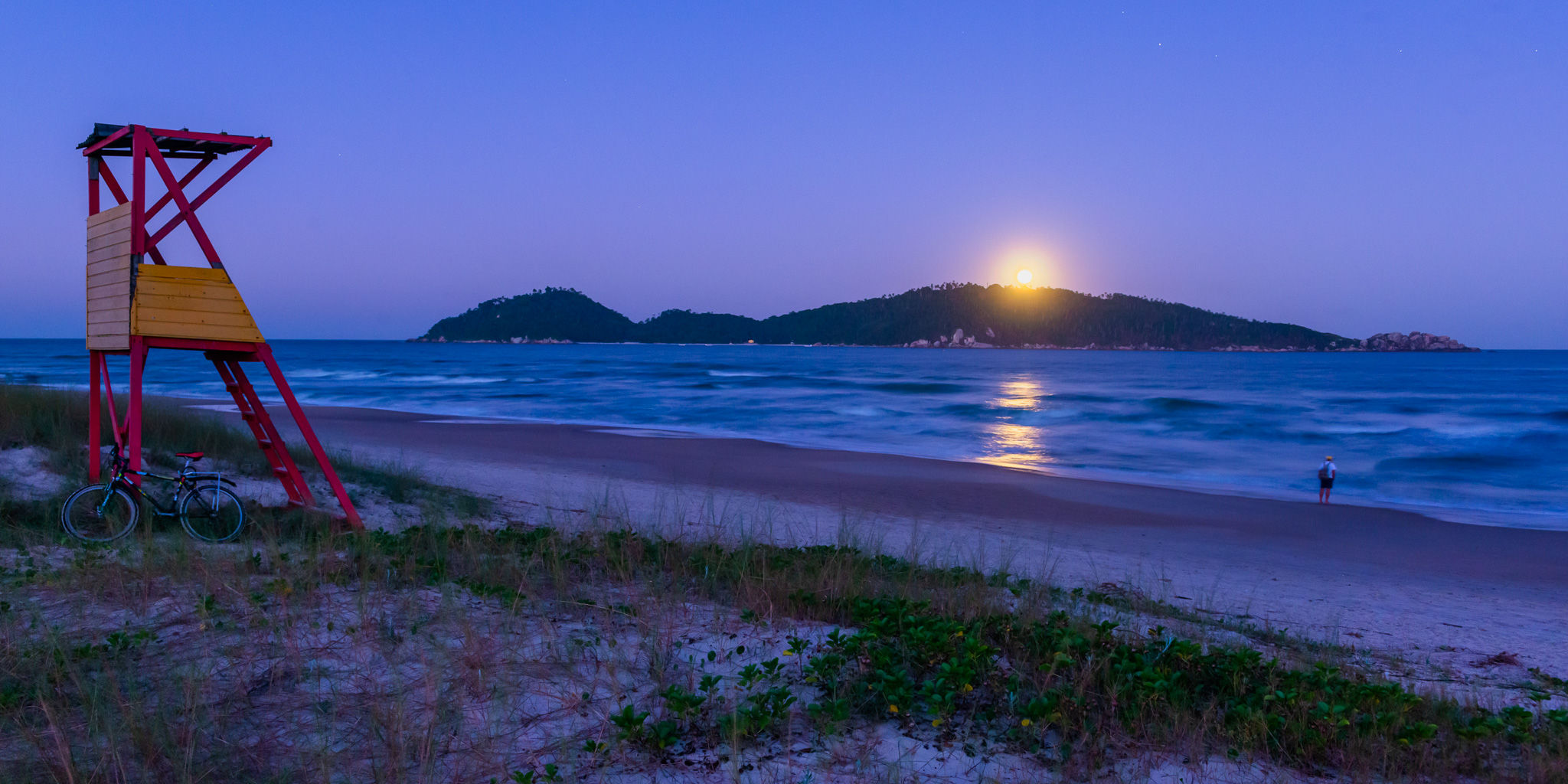 Nascer da Lua Cheia na Iha do Campeche
