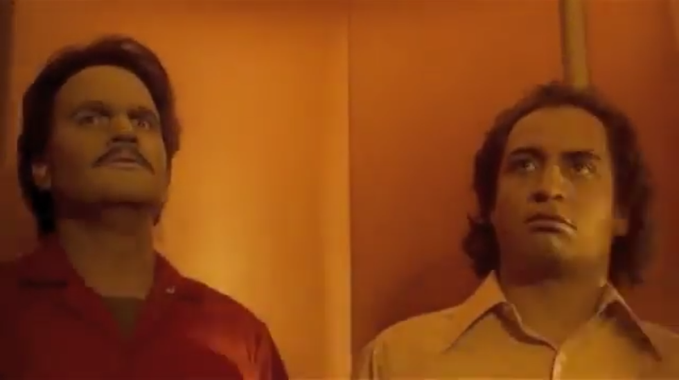Elevator scene from The Arrival (1996)