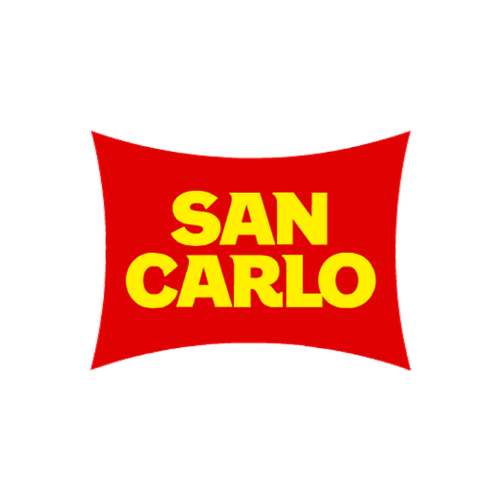 Italian aperitivo with San Carlo crisps and drinks