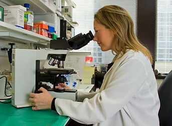 RESEARCH LAB pic 3.jpg