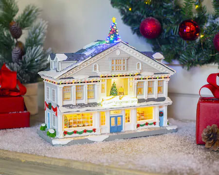 Lemax 15807-UK Norman Rockwell Lighted Buildings: Nejaime's