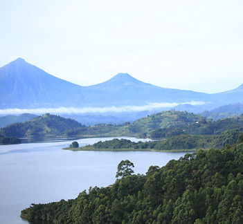 Lake_mutanda_and_muhabura_ranges_5.jpg