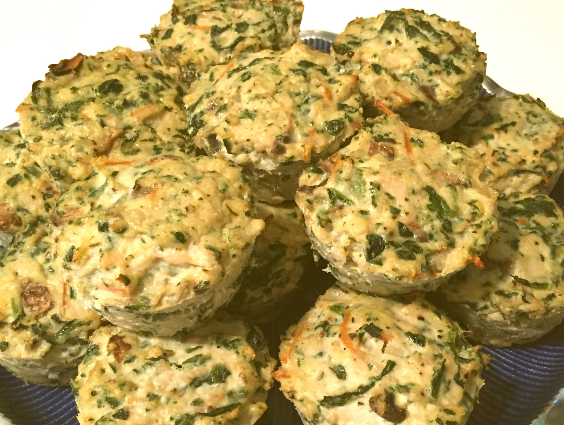 Mini Paleo Meatloaf Muffins