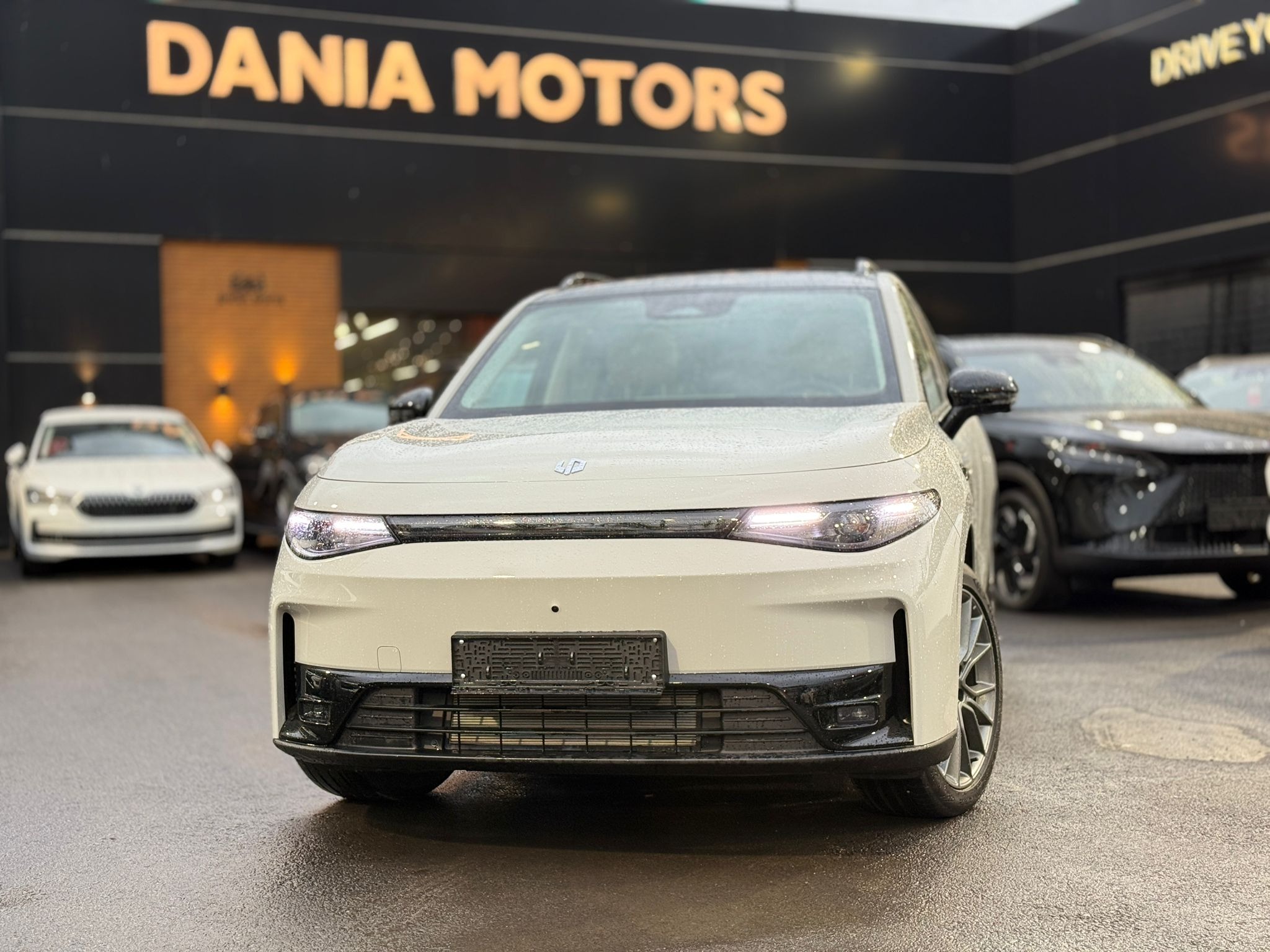 תמונות רכב ליפמוטור C10