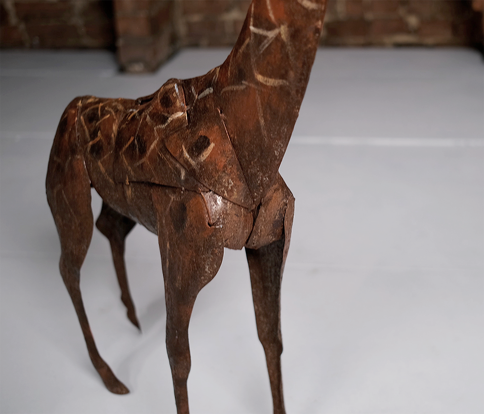 Thumbnail: Metal Giraffe Sculpture