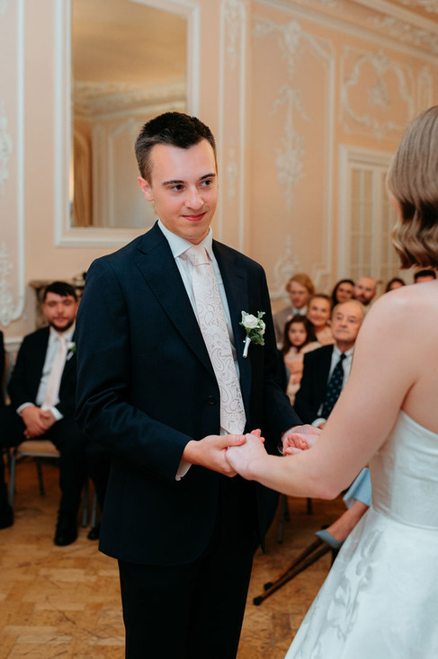 York House gardens bride and groom photos