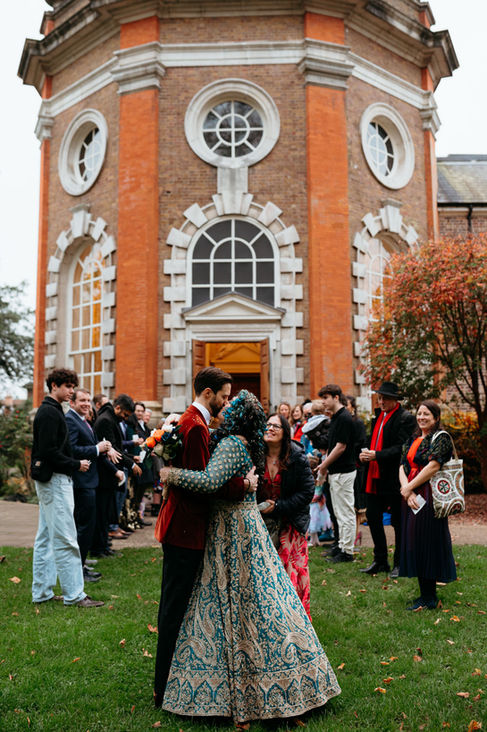 Outdoor wedding photography at Orleans House Gallery