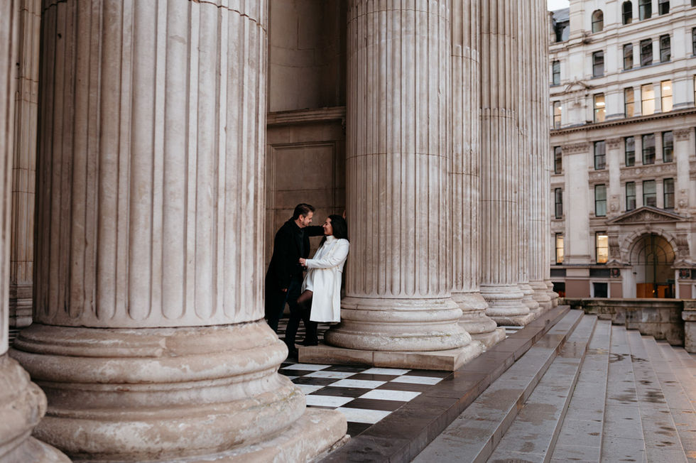 St. Dunstan in the East Couple Photoshoot