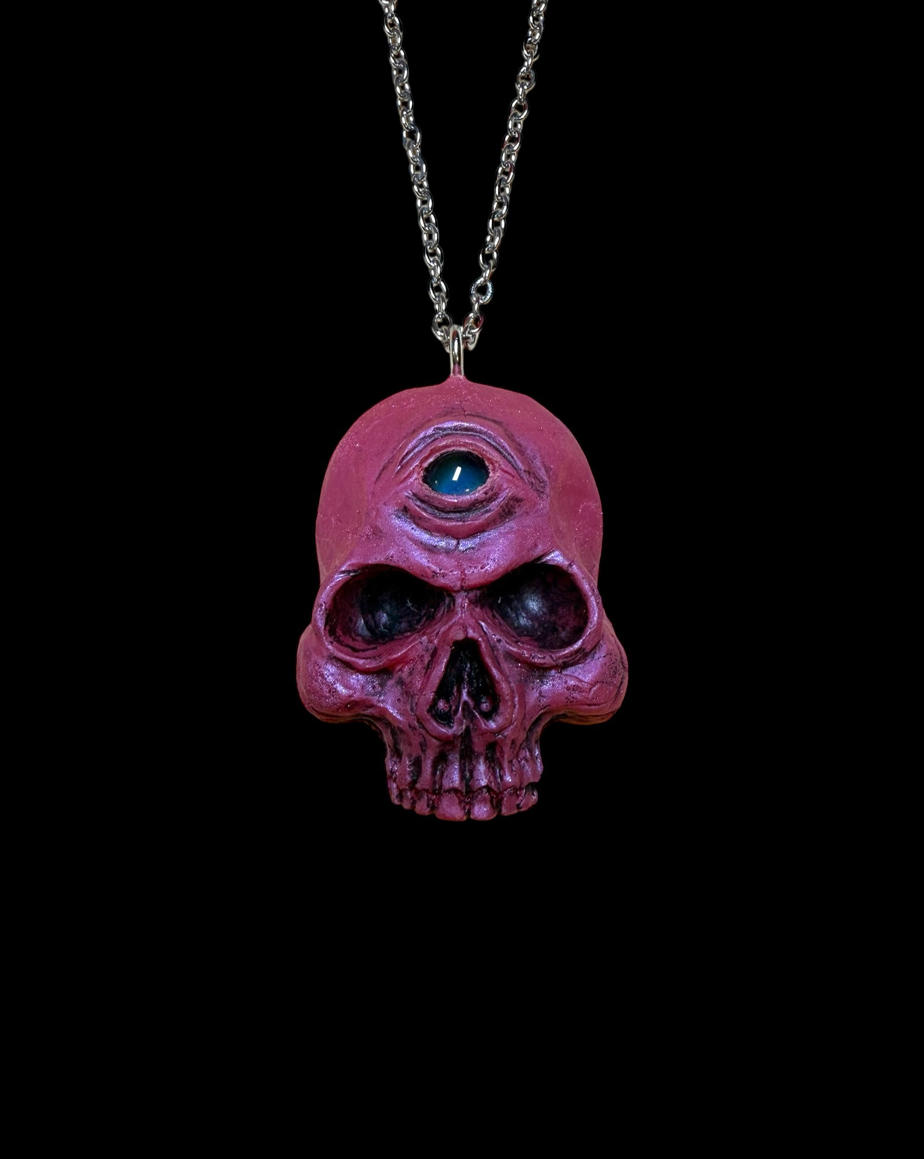 Third Eye Skull Necklace - Color Changing Eye