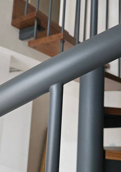 Вузли кріплення огородження вертикальної стійки та поручня