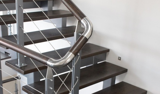 Огородження з металевими струнами.jpg