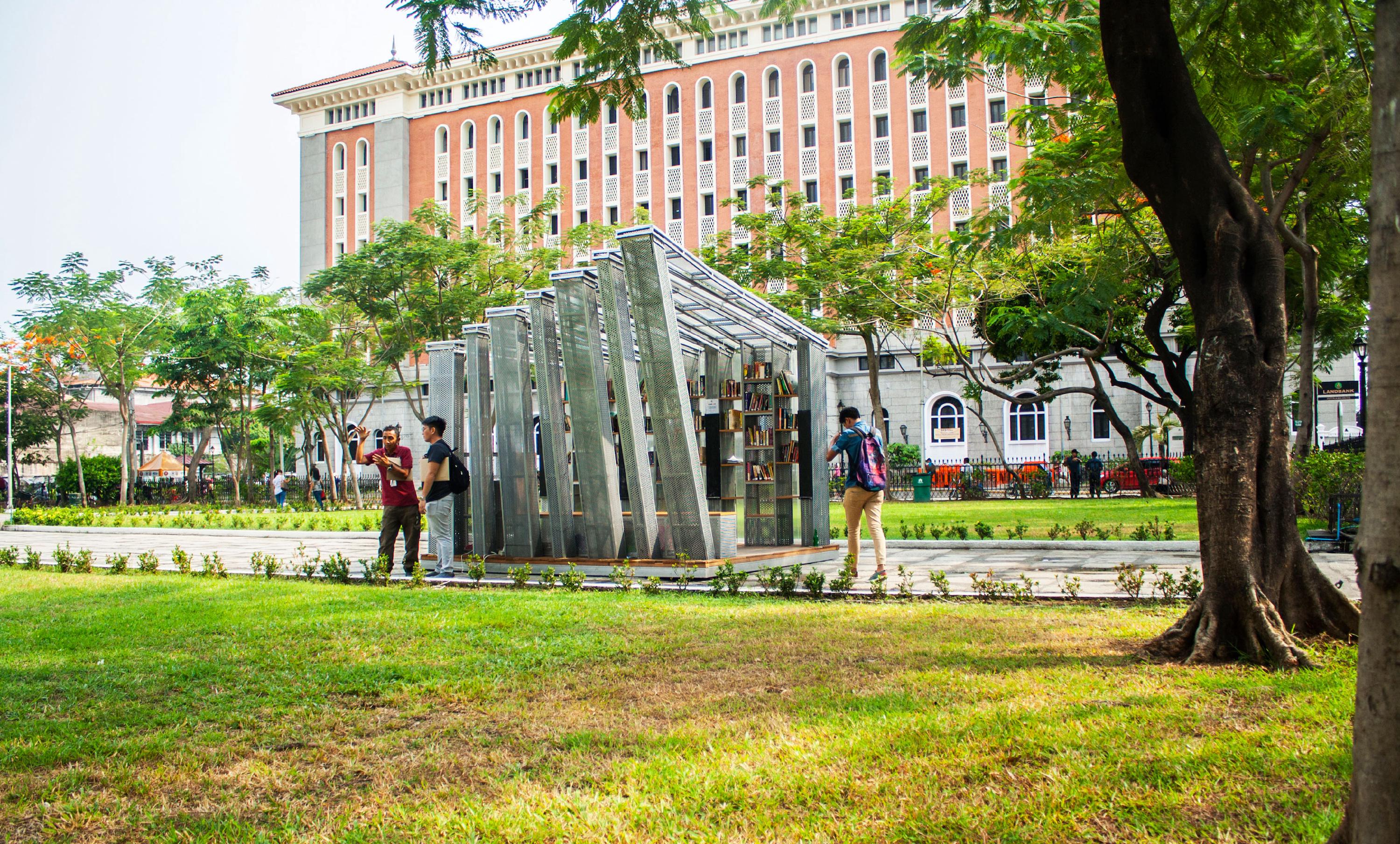 BS1 - Plaza de Roma, Intramuros