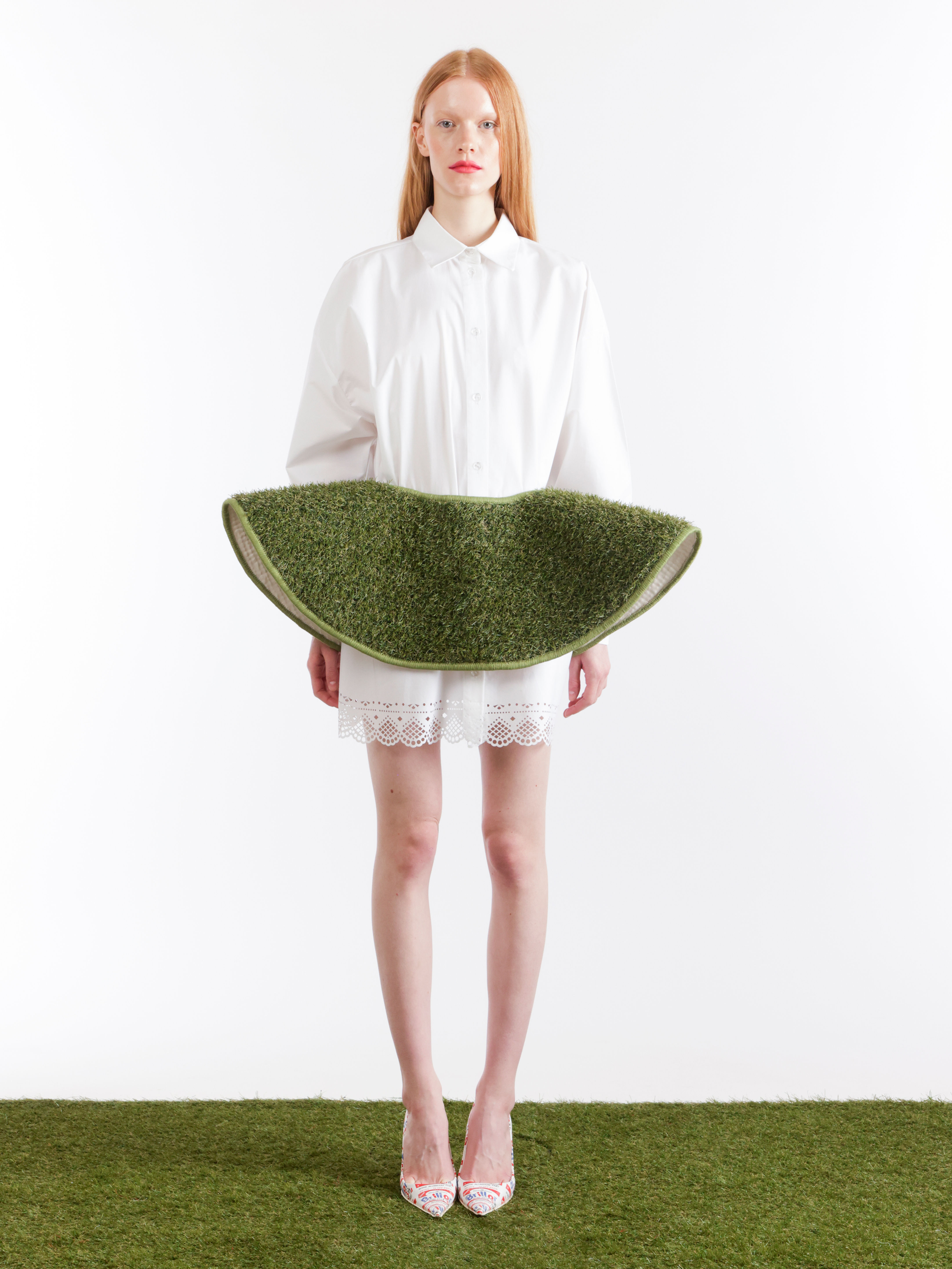 Grass circular skirt