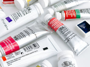 GOUACHE AND WATERCOLOR PAINT LABELS: 7 IMPORTANT CHARACTERISTICS