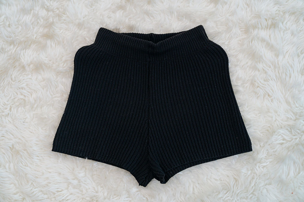 サムネイル： マタニティフォト衣装　ショートパンツ