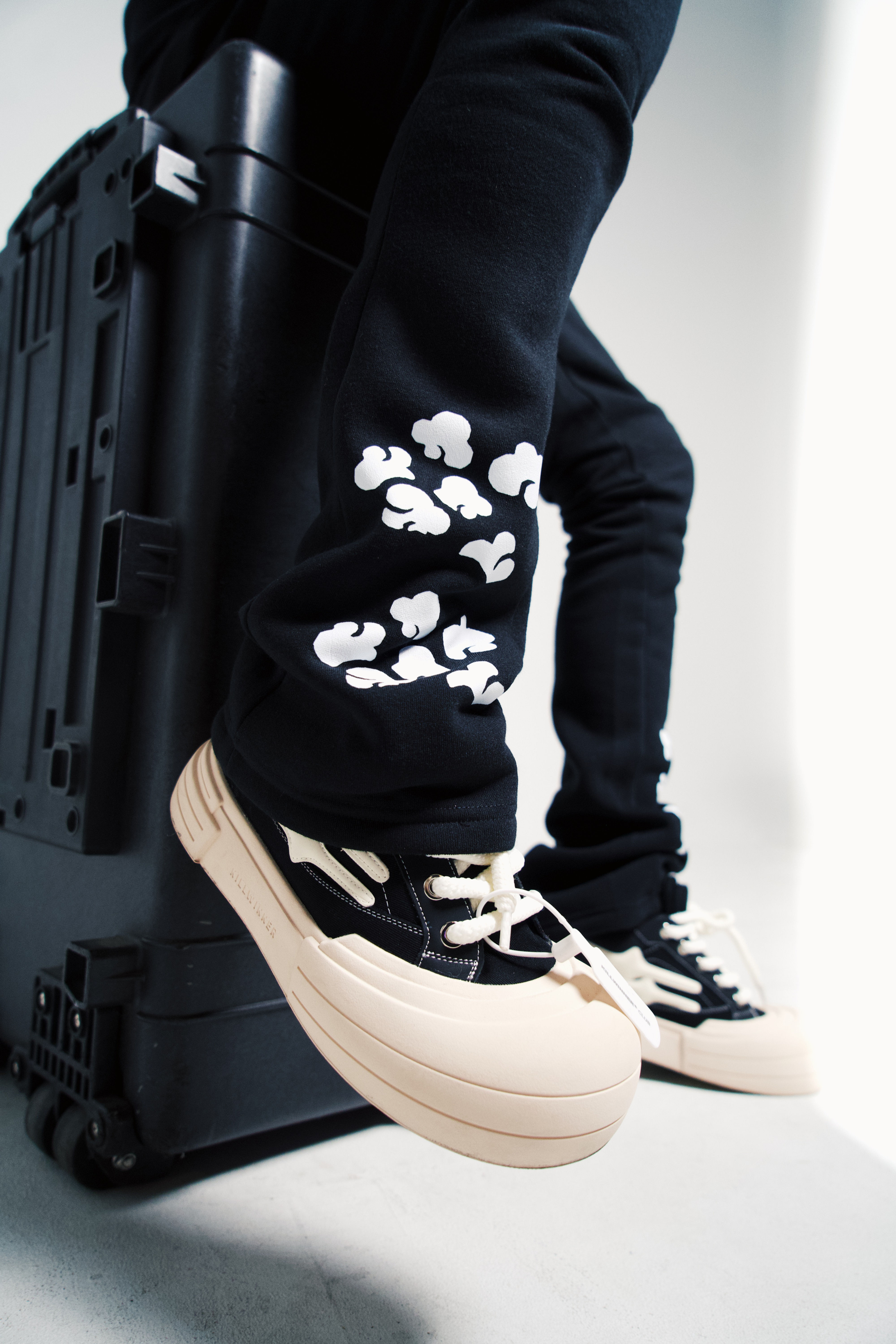 Dirty Popcorn Wide Bottom Sweats