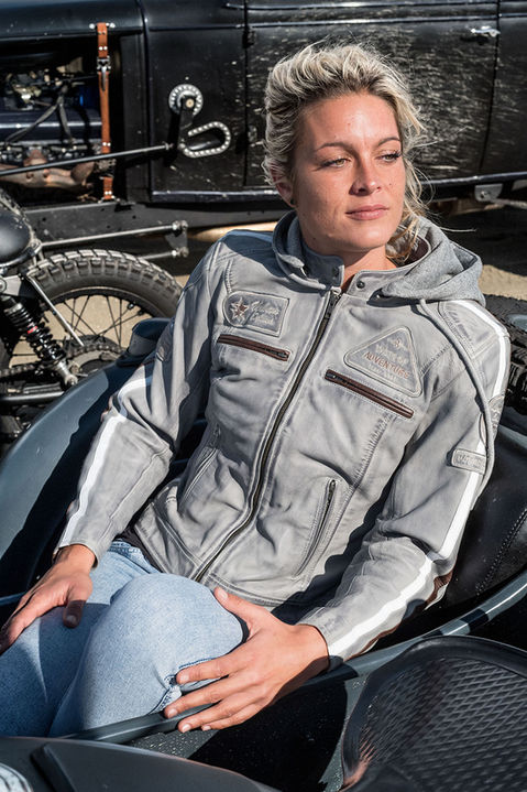Damen Motorradbekleidung 