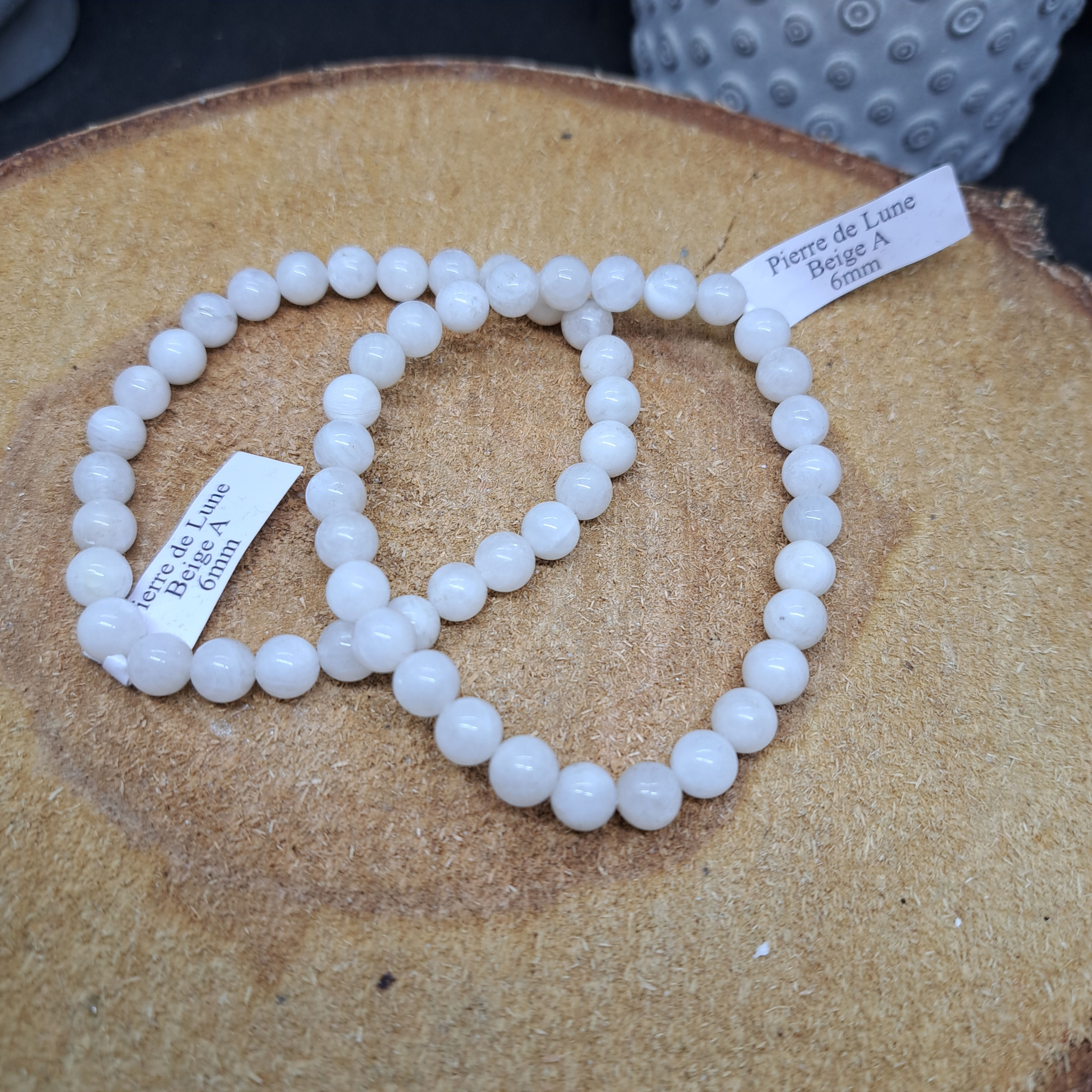 Bracelet 6 mm Pierre de Lune beige A