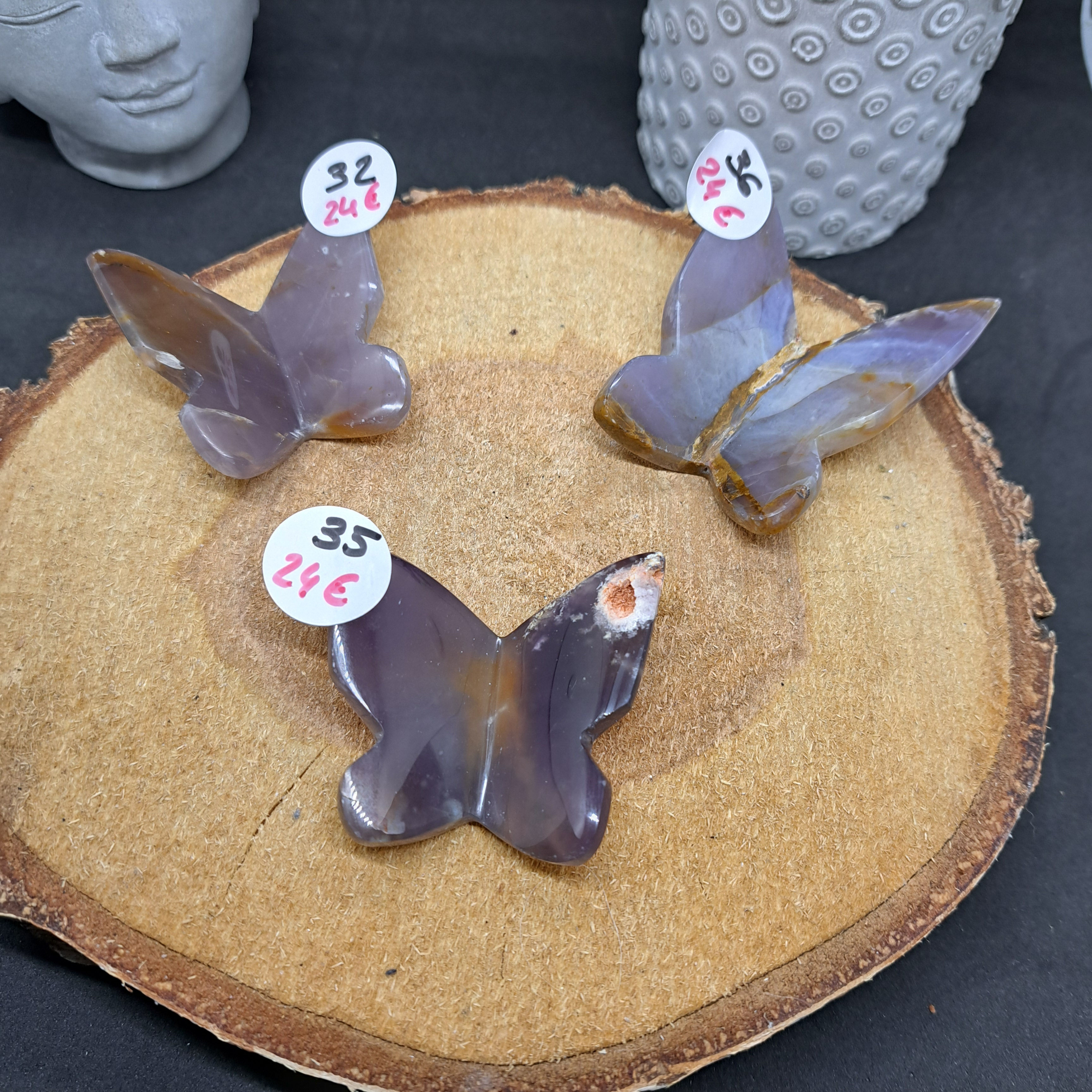 Papillon 3D en Calcédoine violette