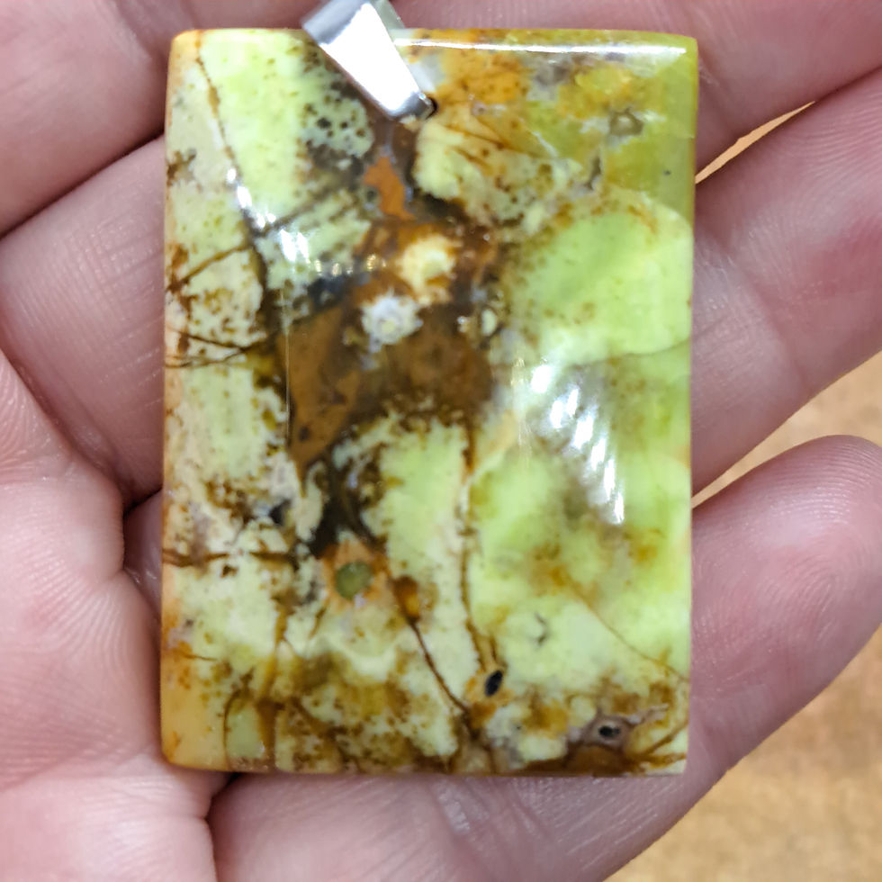 Miniature : Pendentif Pierre Plate Rectangle en Opale Verte AA+
