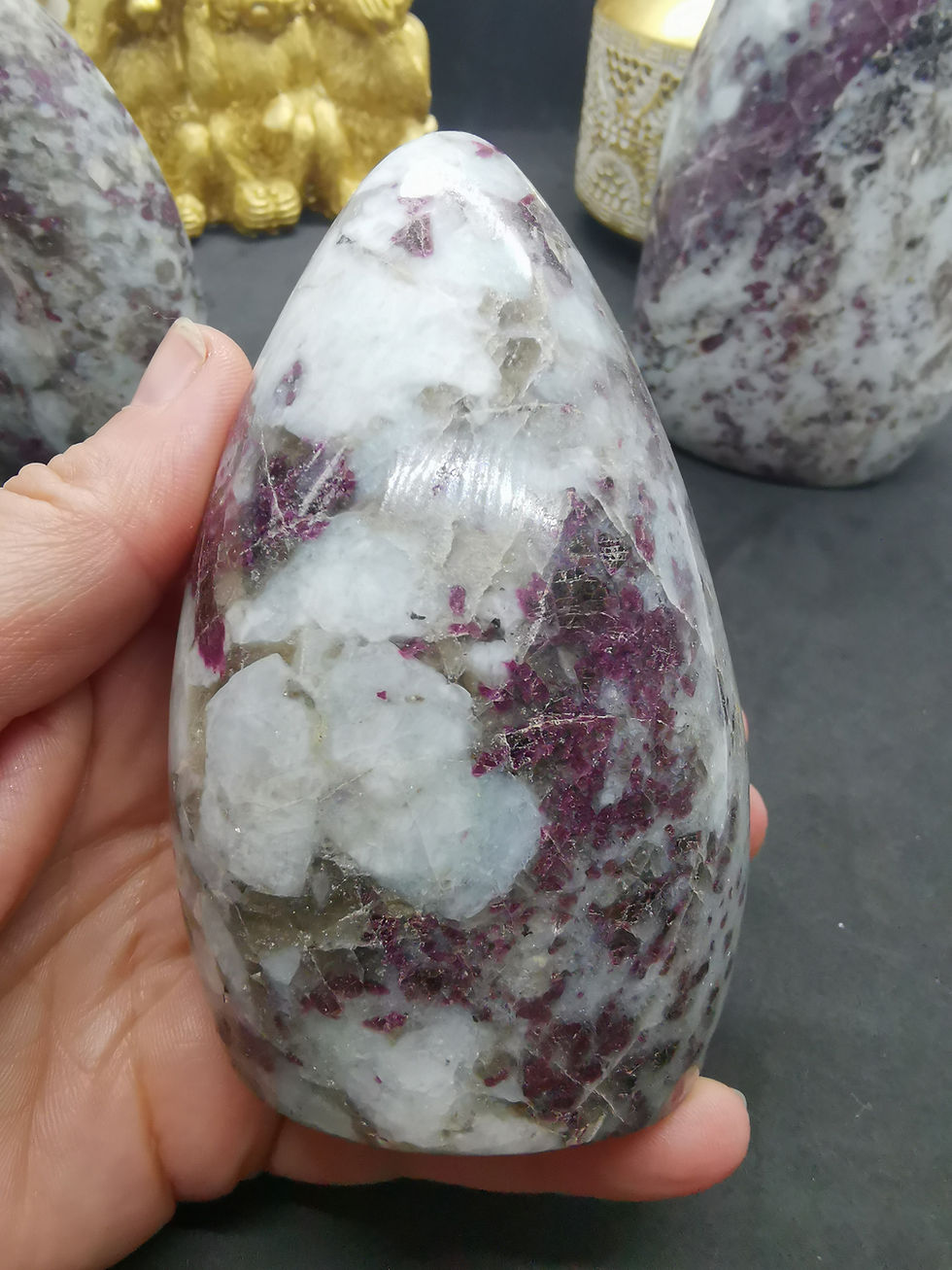 Miniature : Formes Libres en Tourmaline Rose sur Quartz A+