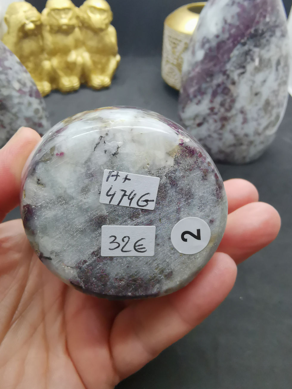 Miniature : Formes Libres en Tourmaline Rose sur Quartz A+