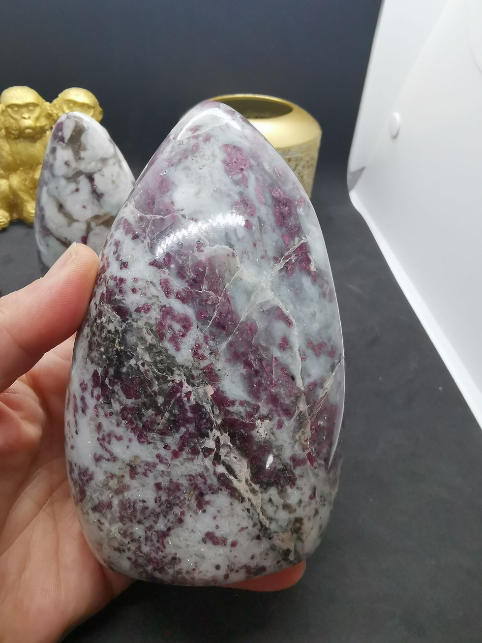 Miniature : Formes Libres en Tourmaline Rose sur Quartz A+
