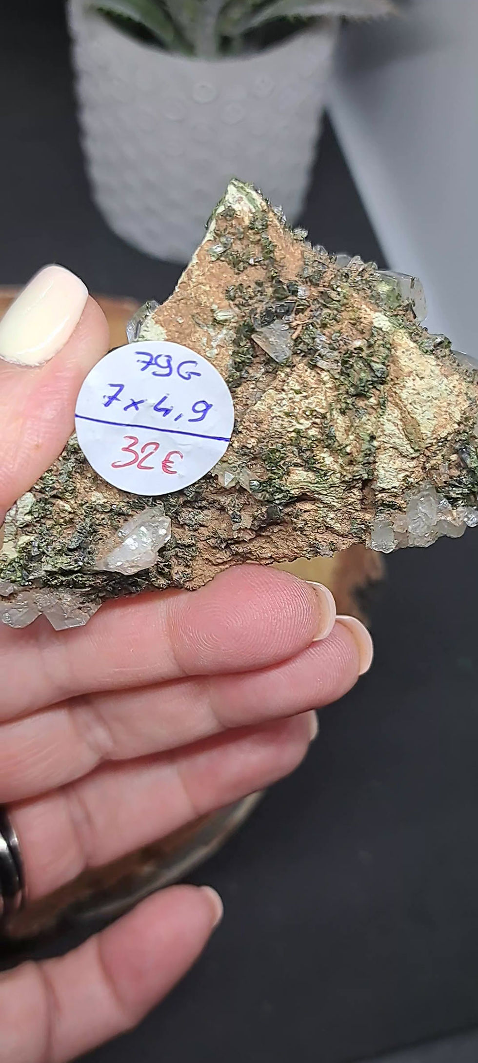 Miniature : Epidote avec quartz