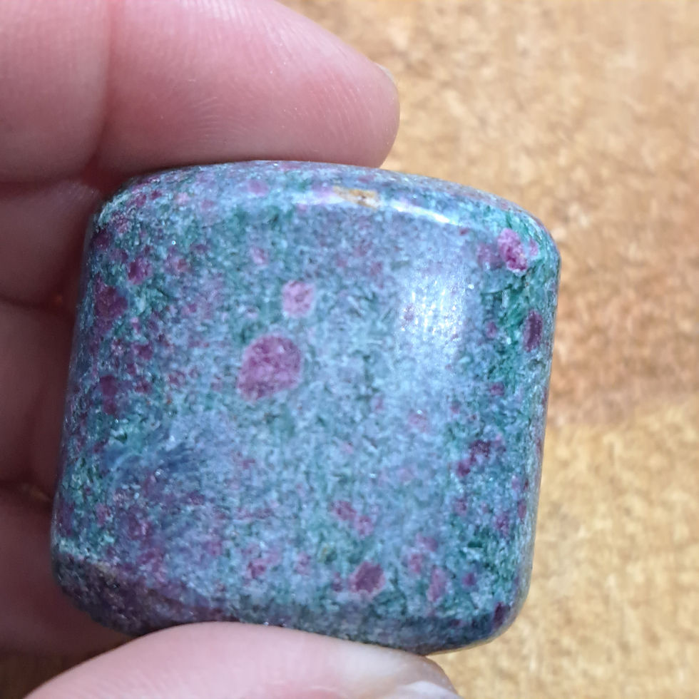 Miniature : Pierres roulées Rubis Fuschite et Cyanite AA
