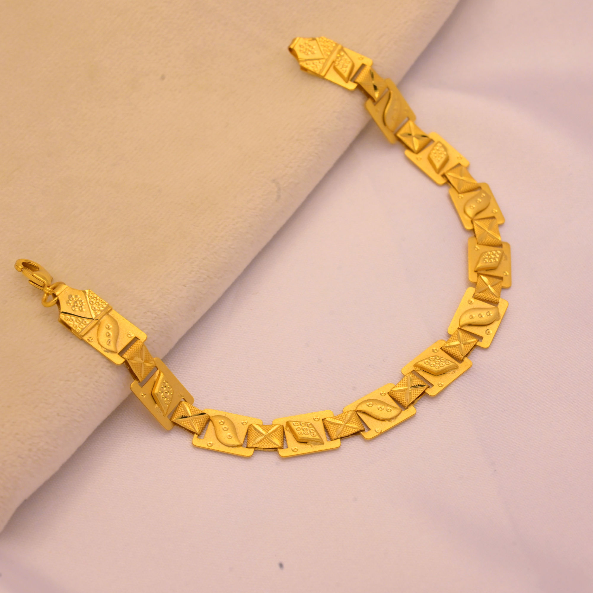 Textured Fusion Link Bracelet