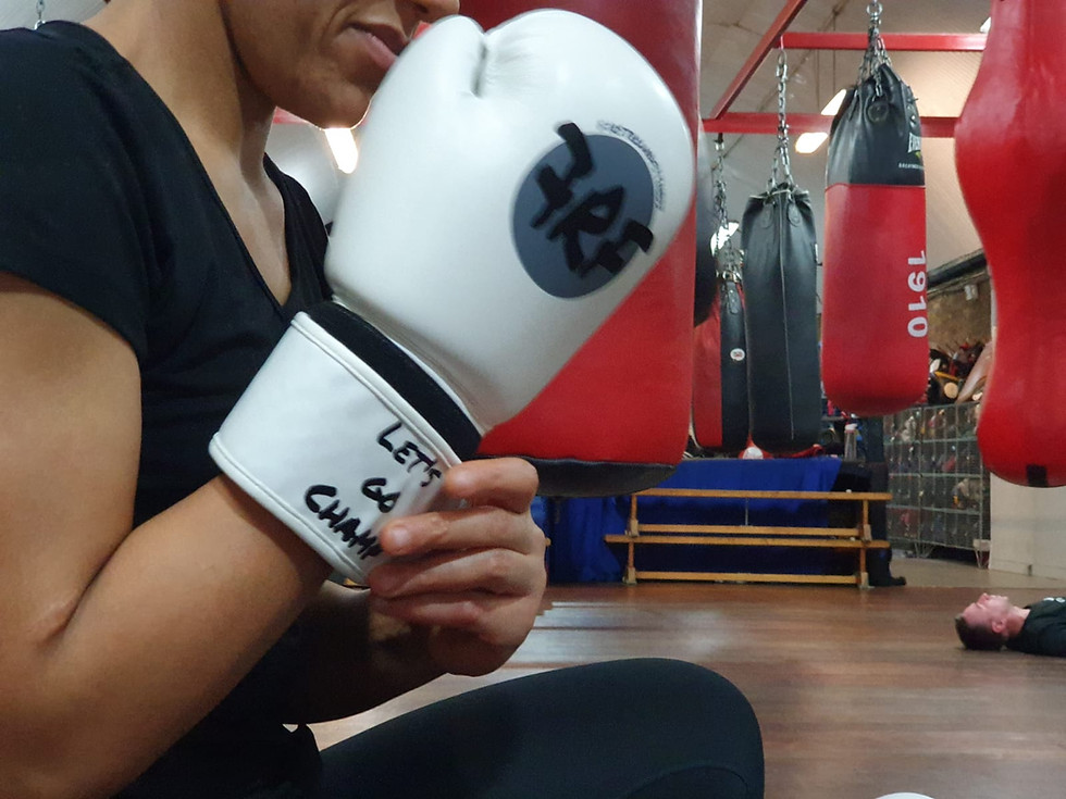 Thumbnail: "Shannon Briggs" inspired Boxing Gloves
