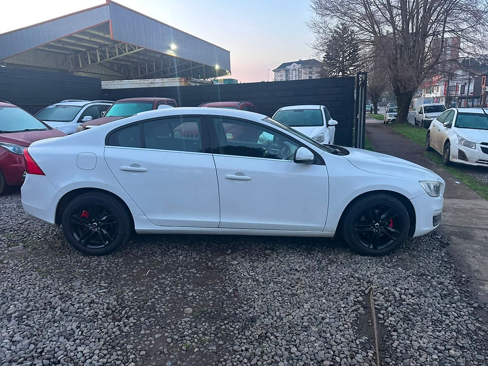Miniatura: VOLVO S60 1.6 D2 COMFORT DIESEL 4X2 AT 4P 2015