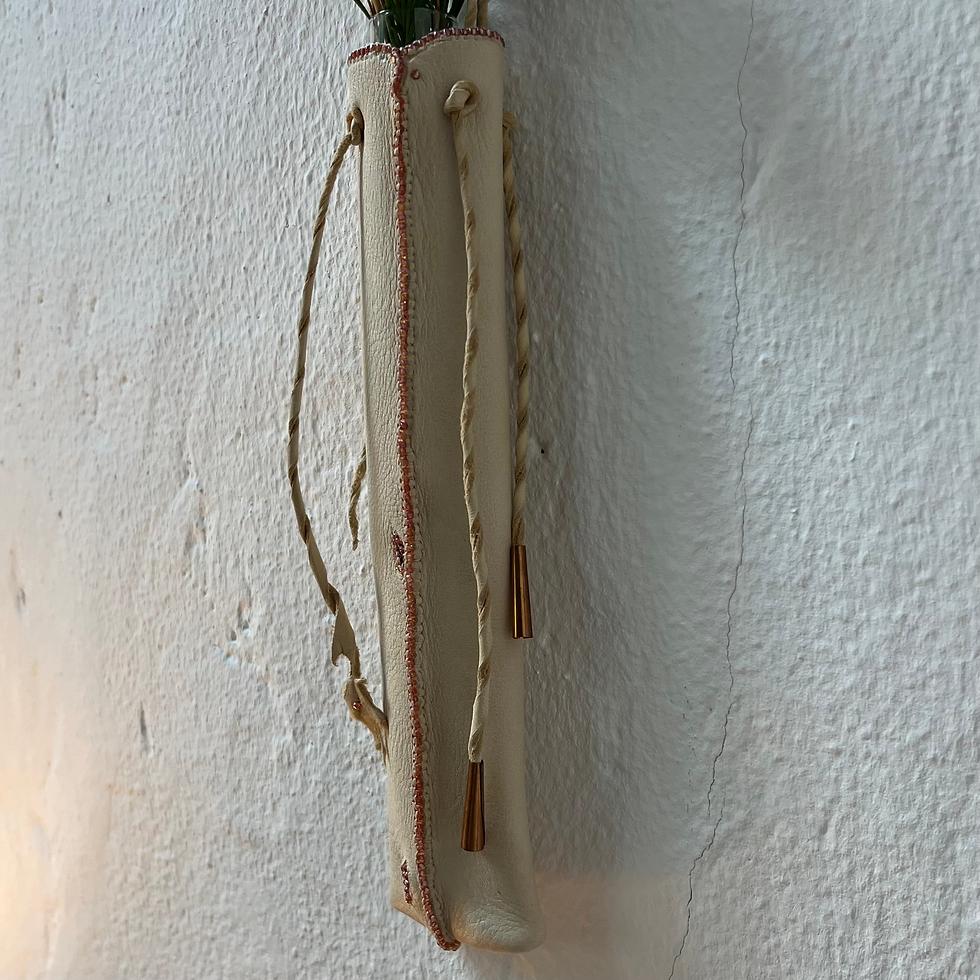 Thumbnail: Wild deerhide hanging vase, old rose glass beads
