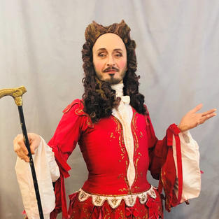 374 Der König tanzt