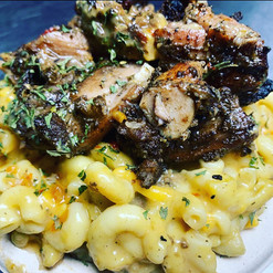 Jerk Chicken with Vegan Mac & Cheeze.jpg