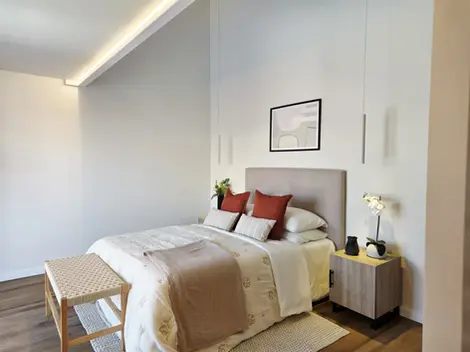 Quarto de moradia T3 vazia em Almeirim, mobilado pela Little Details para valorizar a venda