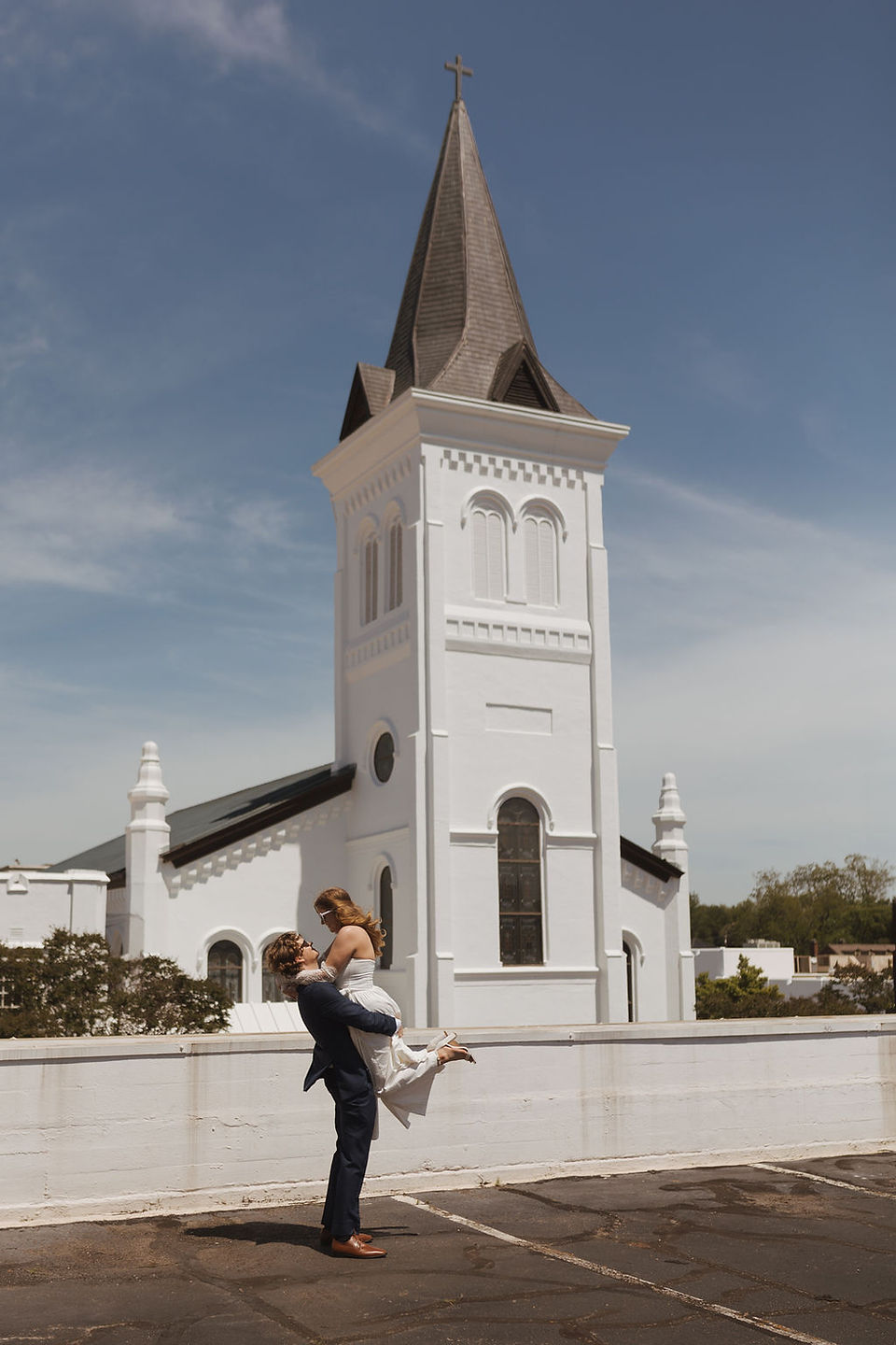 Huntsville elopement photographer, courthouse elopement, bride and groom, wedding dress, elopement photography, private vows