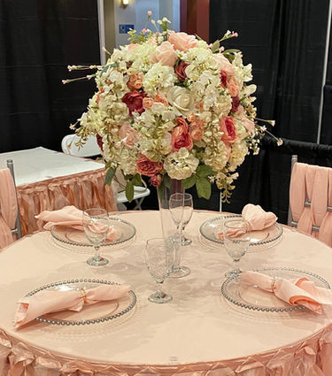 ivory, blush pink, dusty rose, and maroon centerpiece