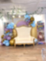 Diamond Package - Backdrop with balloons and throne chair