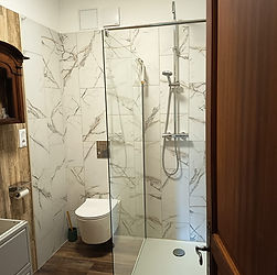 salle de bain La Perlette_edited.jpg