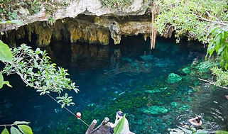 Cenote Tankach Ha eau claire